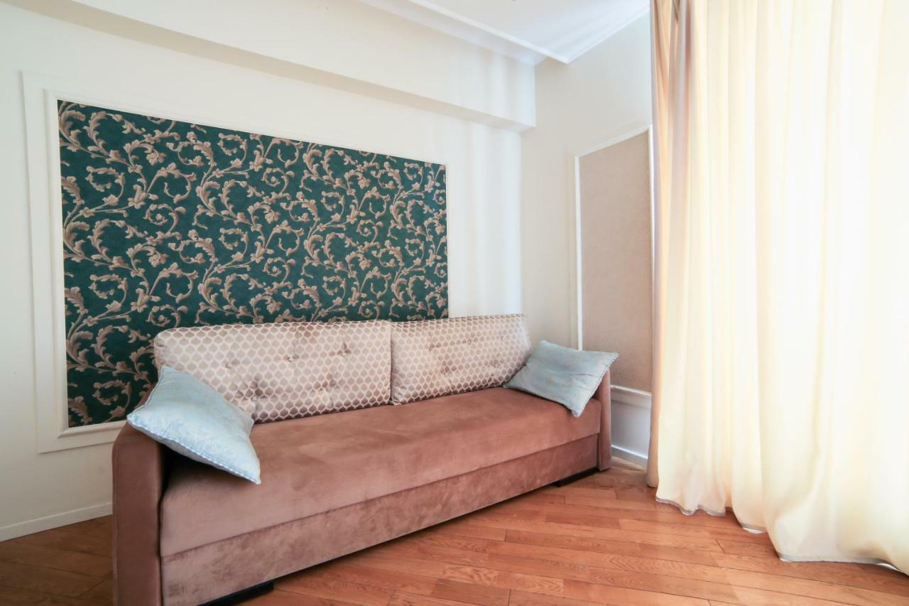 Апартаменти З Балконом Lvov Exteriér fotografie